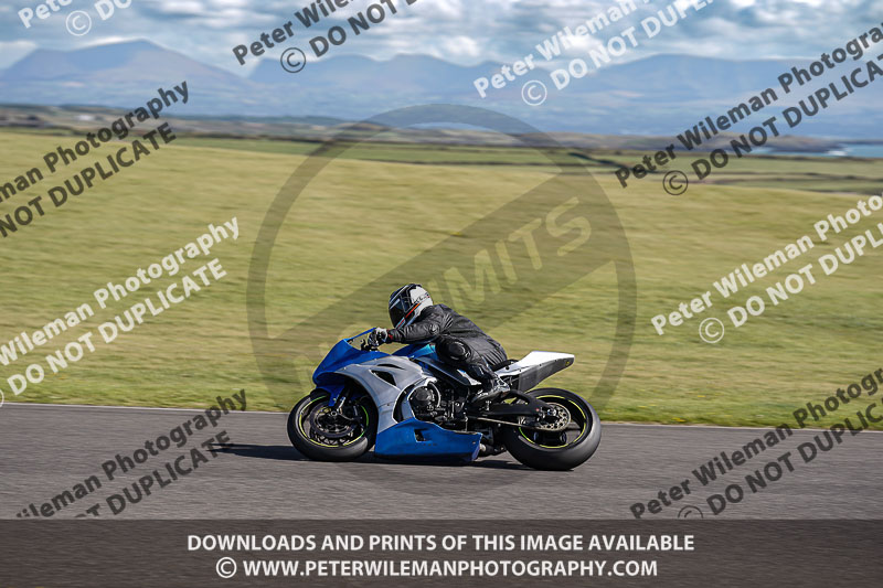 anglesey no limits trackday;anglesey photographs;anglesey trackday photographs;enduro digital images;event digital images;eventdigitalimages;no limits trackdays;peter wileman photography;racing digital images;trac mon;trackday digital images;trackday photos;ty croes